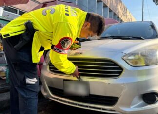 Esto pagarás de multa por tapar la placa de tu auto en CDMX Esto pagarás de multa por tapar la placa de tu auto en CDMX