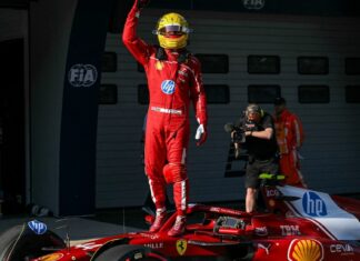 Lewis Hamilton logra su primera pole con Ferrari en el GP de China Lewis Hamilton logra su primera pole con Ferrari en el GP de China