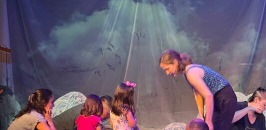Teatro para bebés: una nueva experiencia sensorial en La Laguna Teatro para bebés una nueva experiencia sensorial en La Laguna