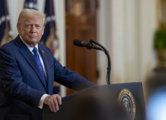 Trump evalúa aranceles para ciertos sectores de canadá y México Trump evalúa aranceles para ciertos sectores de canadá y México