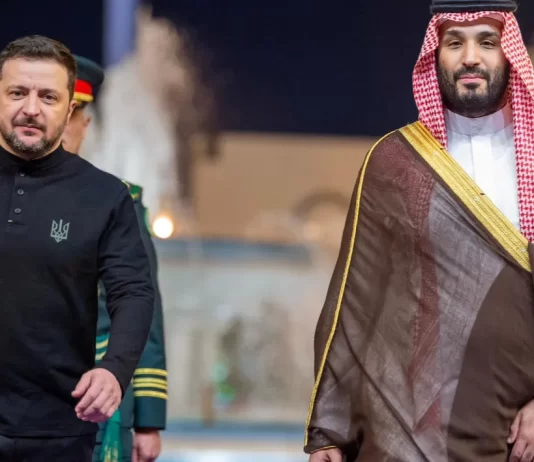 Ucrania acepta el plan de alto el fuego liderado por Estados Unidos si Rusia lo acepta zelenskiy y mohammed bim salman