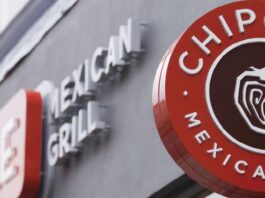 Chipotle Mexican Grill abrirá su primer local en México Chipotle Mexican Grill abrirá su primer local en México
