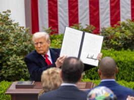La lista completa de los nuevos aranceles recíprocos de Donald Trump La lista completa de los nuevos aranceles recíprocos de Donald Trump