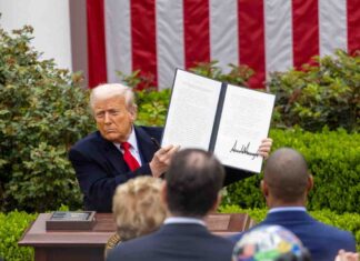 La lista completa de los nuevos aranceles recíprocos de Donald Trump La lista completa de los nuevos aranceles recíprocos de Donald Trump