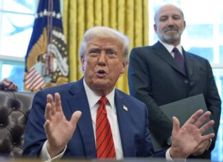 Trump afirma que «México y Canadá viven de Estados Unidos» Trump afirma que México y Canadá viven de Estados Unidos