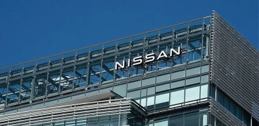 Nissan en crisis: anuncia la mayor pérdida de su historia y enfrenta un futuro incierto nissan en crisis financiera 2025