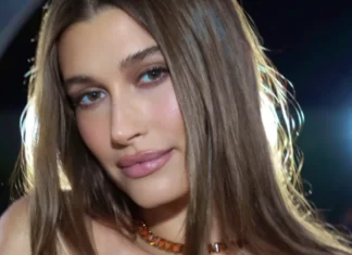 Hailey Bieber vende su empresa de belleza, Rhode, por mil millones de dólares Hailey Bieber vende su empresa de belleza Rhode por mil millones de dólares