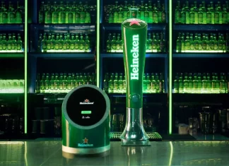 Heineken abre su primer bar atendido por robots Heineken abre su primer bar atendido por robots