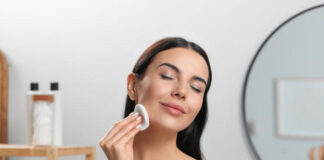 ¿Qué es el agua micelar, para qué sirve y cuáles son sus posibles efectos secundarios? Qué es el agua micelar, para qué sirve y cuáles son sus posibles efectos secundarios