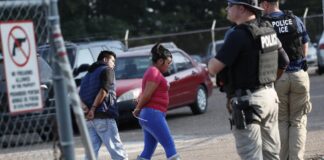 Redadas masivas de ICE en Florida: arrestan a mil 120 inmigrantes Redadas masivas de ICE en Florida arrestan a mil 120 inmigrantes