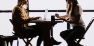 Transforma tu vida profesional: cómo un coach puede darte la claridad que necesitas coaching personal y sus beneficios