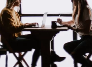 Transforma tu vida profesional: cómo un coach puede darte la claridad que necesitas coaching personal y sus beneficios