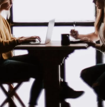 Transforma tu vida profesional: cómo un coach puede darte la claridad que necesitas coaching personal y sus beneficios