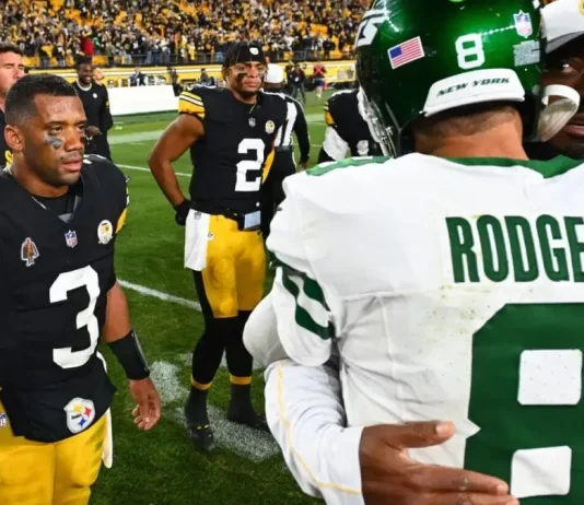 Aaron Rodgers nuevo quarterback de Pittsburgh Steelers Aaron Rodgers nuevo quarterback de Pittsburgh Steelers