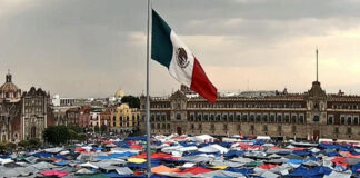 Estación Zócalo del Metro CDMX: 21 días cerrada por plantón de la CNTE Estación Zócalo del Metro CDMX 21 días cerrada por plantón de la CNTE