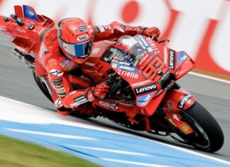 Ducati defiende a Marc Márquez tras sus dos caídas en Assen: proteger a su nuevo ídolo en pista y fuera de ella