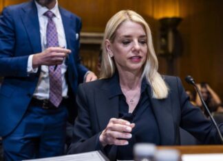 Fiscal de Estados Unidos incluye a México en Lista de Adversarios Fiscal de Estados Unidos incluye a México en Lista de Adversarios