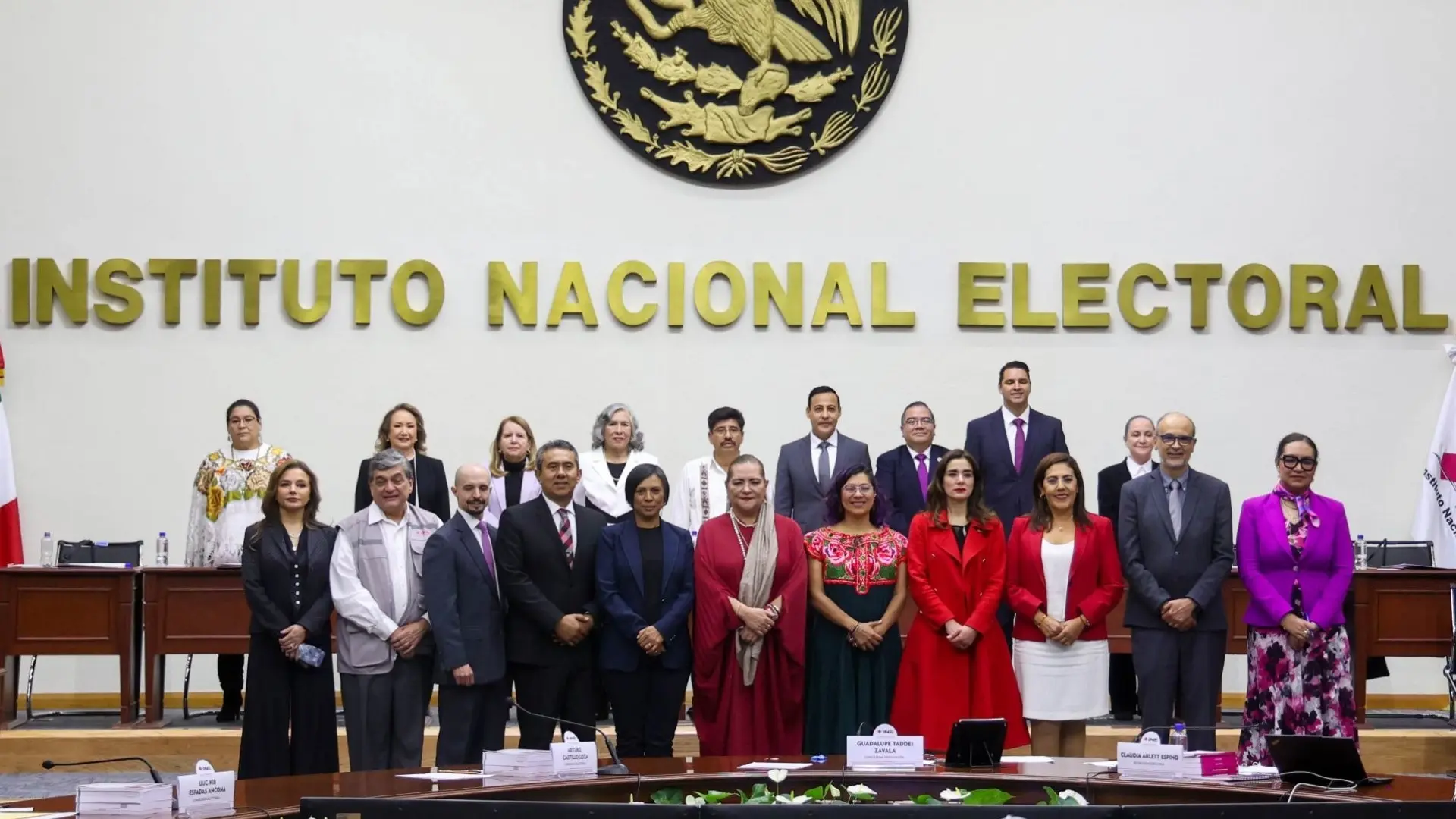 INE declara validez de los ganadores de la suprema corte