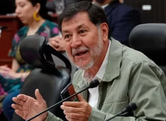 Piden la renuncia de Fernández Noroña del Senado Mexicano Piden la renuncia de Fernández Noroña del Senado Mexicano