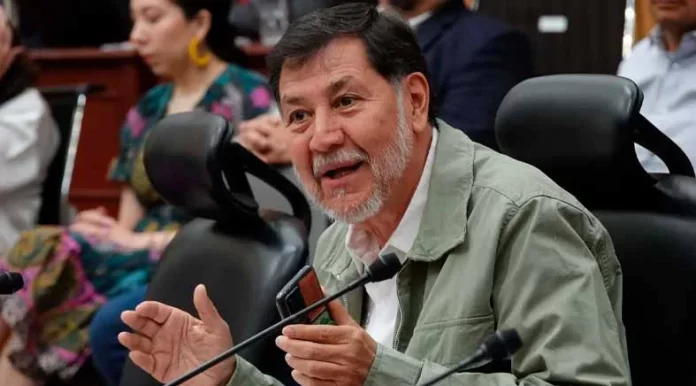 Piden la renuncia de Fernández Noroña del Senado Mexicano Piden la renuncia de Fernández Noroña del Senado Mexicano