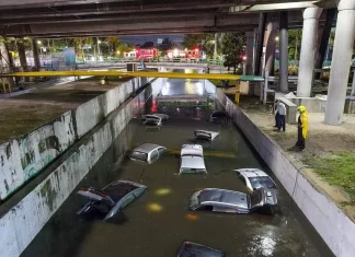 ¿Qué Hacer Si tu Coche Queda Varado en Inundación en CDMX? Qué Hacer Si tu Coche Queda Varado en Inundación en CDMX