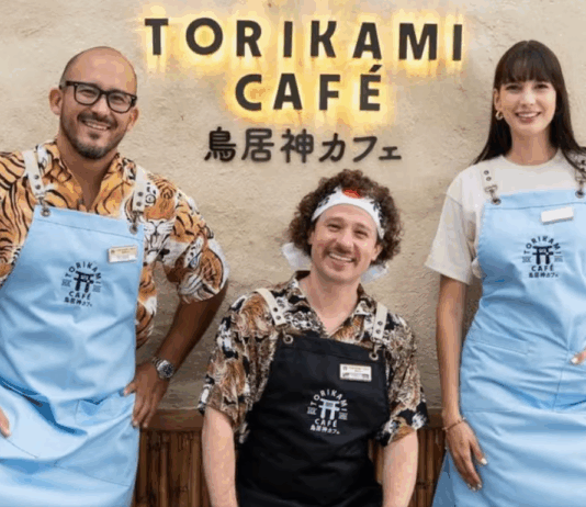Torikami Café, la nueva cafetería japonesa de Luisito Comunica en CDMX Torikami Café, la nueva cafetería japonesa de Luisito Comunica en CDMX