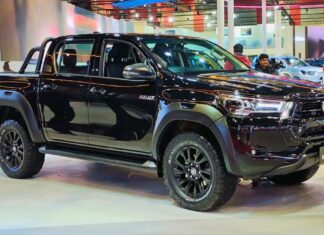 Toyota Hilux Black Edition: la pick-up más radical que conquista India y despierta expectativas en Latinoamérica Toyota Hilux Black Edition