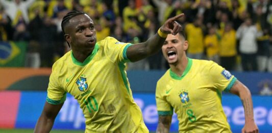Brasil clasifica al Mundial 2026 con gol de Vinícius y debuts de Ancelotti