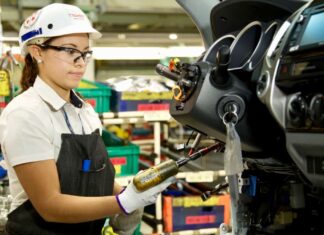 Industria automotriz mexicana sufre caída histórica en exportaciones industria automotriz mexicana caida 2025