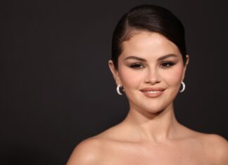 Selena Gomez revela su truco más efectivo contra el acné: parches divertidos y eficaces