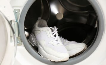 La IA revela el truco definitivo para limpiar tenis blancos limpieza tenis IA oxiclean 2