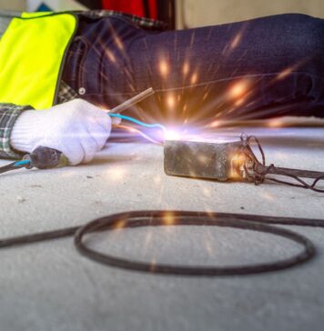 Primeros auxilios ante una electrocución: qué hacer para salvar una vida primeros auxilios electrocutado
