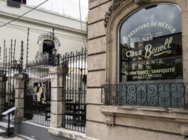 Descubre Casa Benell en la Roma: Una Fiesta de Sabores Descubre Casa Benell en la Roma Una Fiesta de Sabores