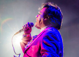 Netflix estrenará documental sobre Juan Gabriel Netflix estrenará documental sobre Juan Gabriel