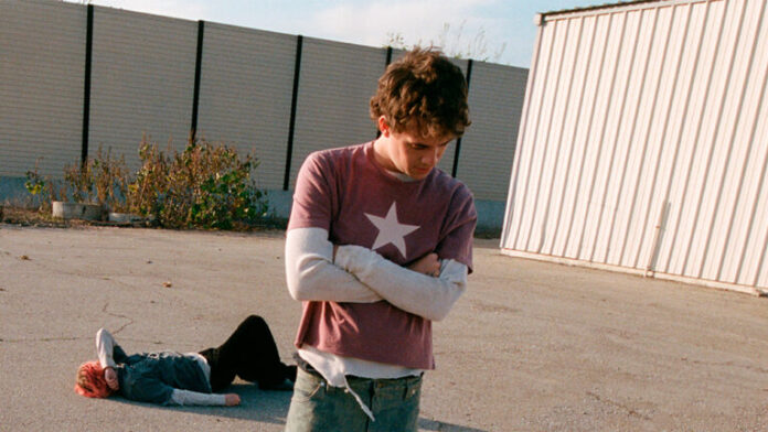 ROYEL OTIS presenta hickey music