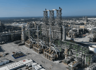 Refinería de Dos Bocas de Pemex fuera de servicio Refinería de Dos Bocas de Pemex fuera de servicio