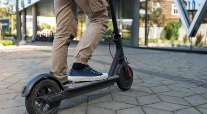 Tienes un scooter o un bicicleta eléctrica Necesitarás licencia para conducir