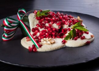 Tradicional Chile en Nogada, receta para estas fiestas patrias Tradicional Chile en Nogada, receta para estas fiestas patrias