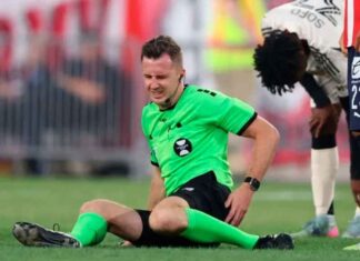 Árbitro en partido Chivas vs New York Red Bulls abandona por lesión en pleno arranque