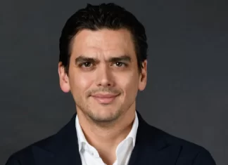 Jose Antonio Fernández Garza-Lagüera será el nuevo director general de Femsa Jose Antonio Fernández Garza-Lagüera será el nuevo director general de Femsa