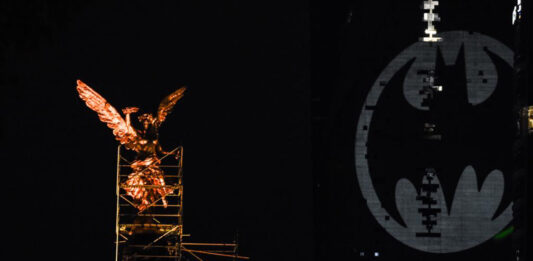 La CDMX verá la batiseñal de Batman en el cielo La CDMX verá la batiseñal de Batman en el cielo