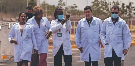 Sheinbaum subraya que México continuará su convenio para recibir a más médicos cubanos Sheinbaum subraya que México continuará su convenio para recibir a más médicos cubanos