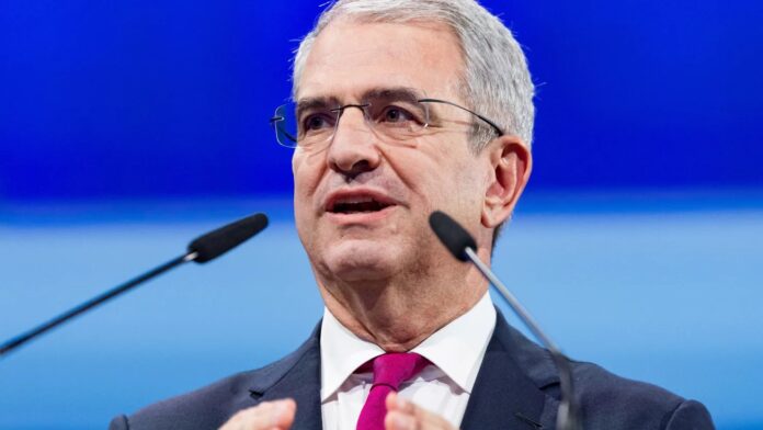 ceo nestle despedido