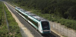 Tren Maya enfrenta retrasos y cancelaciones en Izamal tras descarrilamiento. Un mes después, persisten los problemas