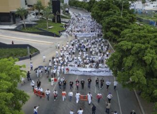 ¡Culiacán exige paz! Miles de personas marchan en contra de la delincuencia ¡Culiacán exige paz! Miles de personas marchan en contra de la delincuencia
