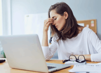 Estrés laboral saludable: cómo transformar la presión en una aliada en el trabajo