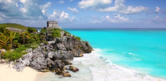 Riviera Maya da un giro histórico: ya no se vende solo por sus playas