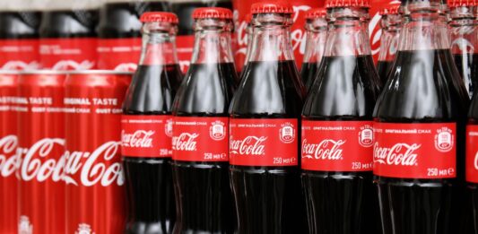 Coca-Cola se compromete a reducir 30% las calorías de sus bebidas Coca-Cola se compromete a reducir 30% las calorías de sus bebidas
