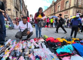 Gobierno capitalino reordenará comercio informal en Centro Histórico Gobierno capitalino reordenará comercio informal en Centro Histórico