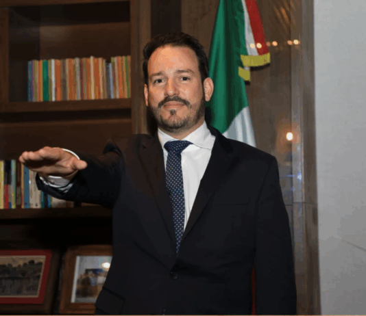 Renuncia del Secretario de Economía de Sinaloa tras desaparición de joven en Mazatlán Ricardo Velarde Cárdenas